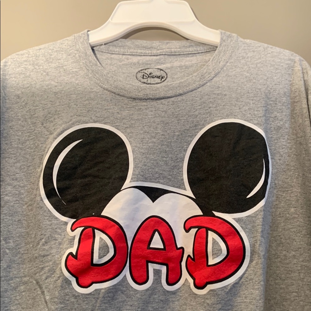 Authentic Disney Gray T-Shirt with Red 'Dad' and Mickey Ears Mens 2XL ( XXL )